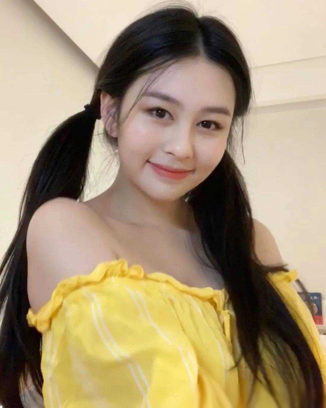 有一种发育过猛叫钟丽缇的女儿这基因太强大了