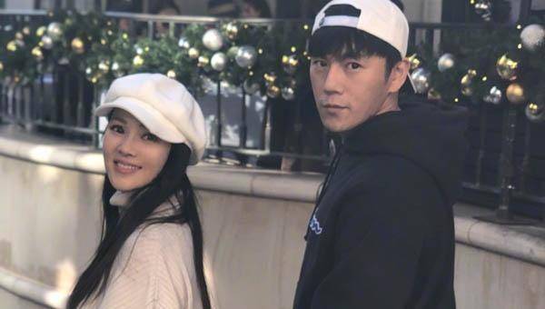 二婚女明星伊能静成保姆她被宠成公主另一位是拜金女