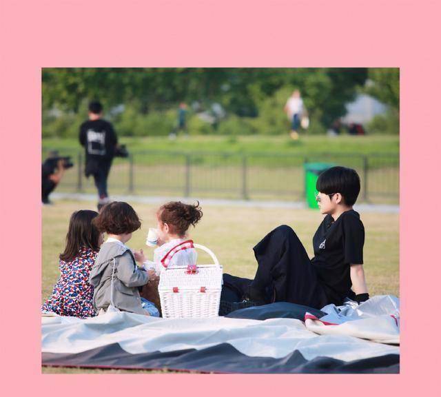 放开我北鼻00后大北鼻成长日记网友大呼暖心小哥哥好温柔