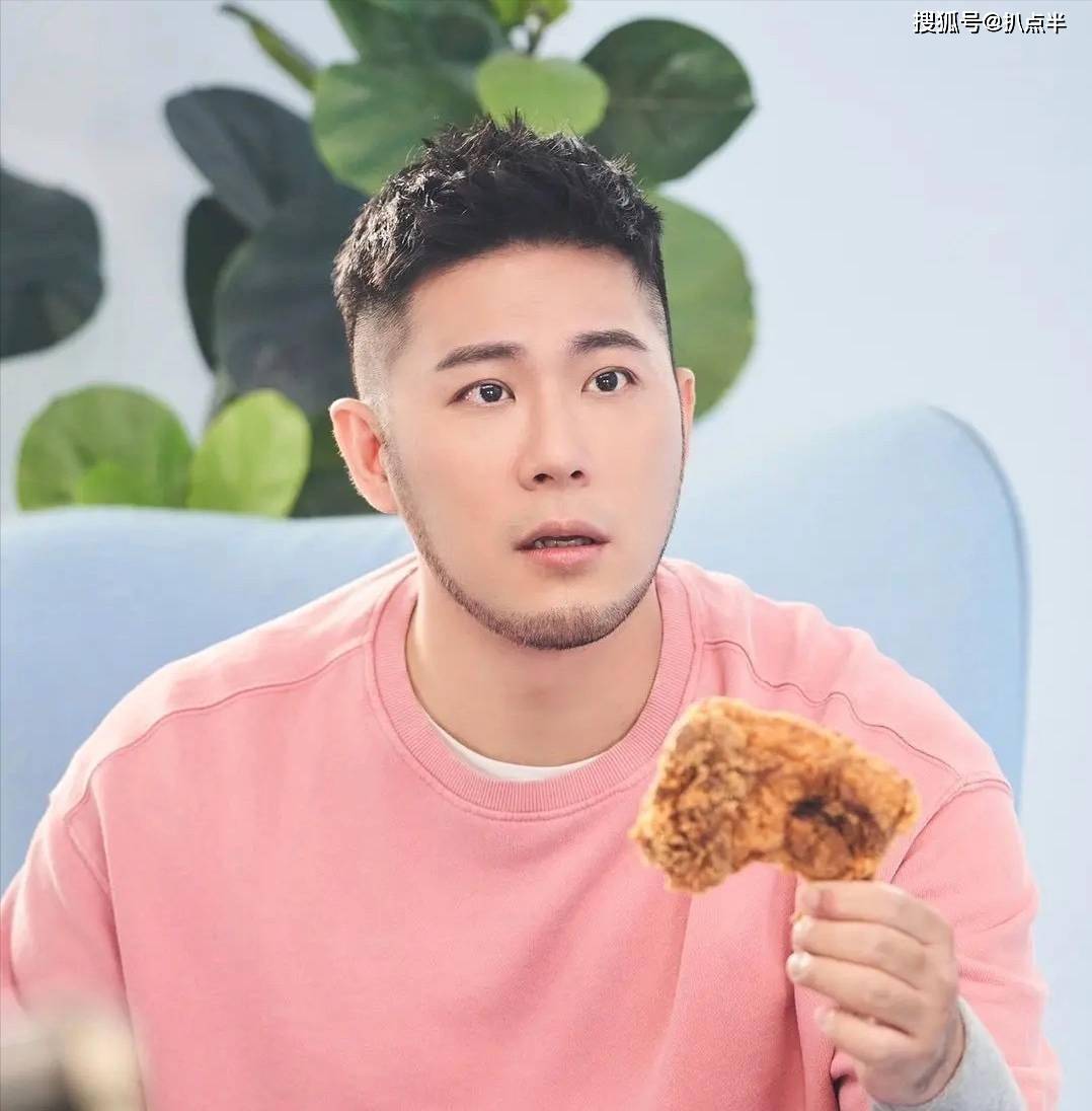 因为头顶富二代的标签,李伯恩入行后虽然不温不火,却也绯闻无数.