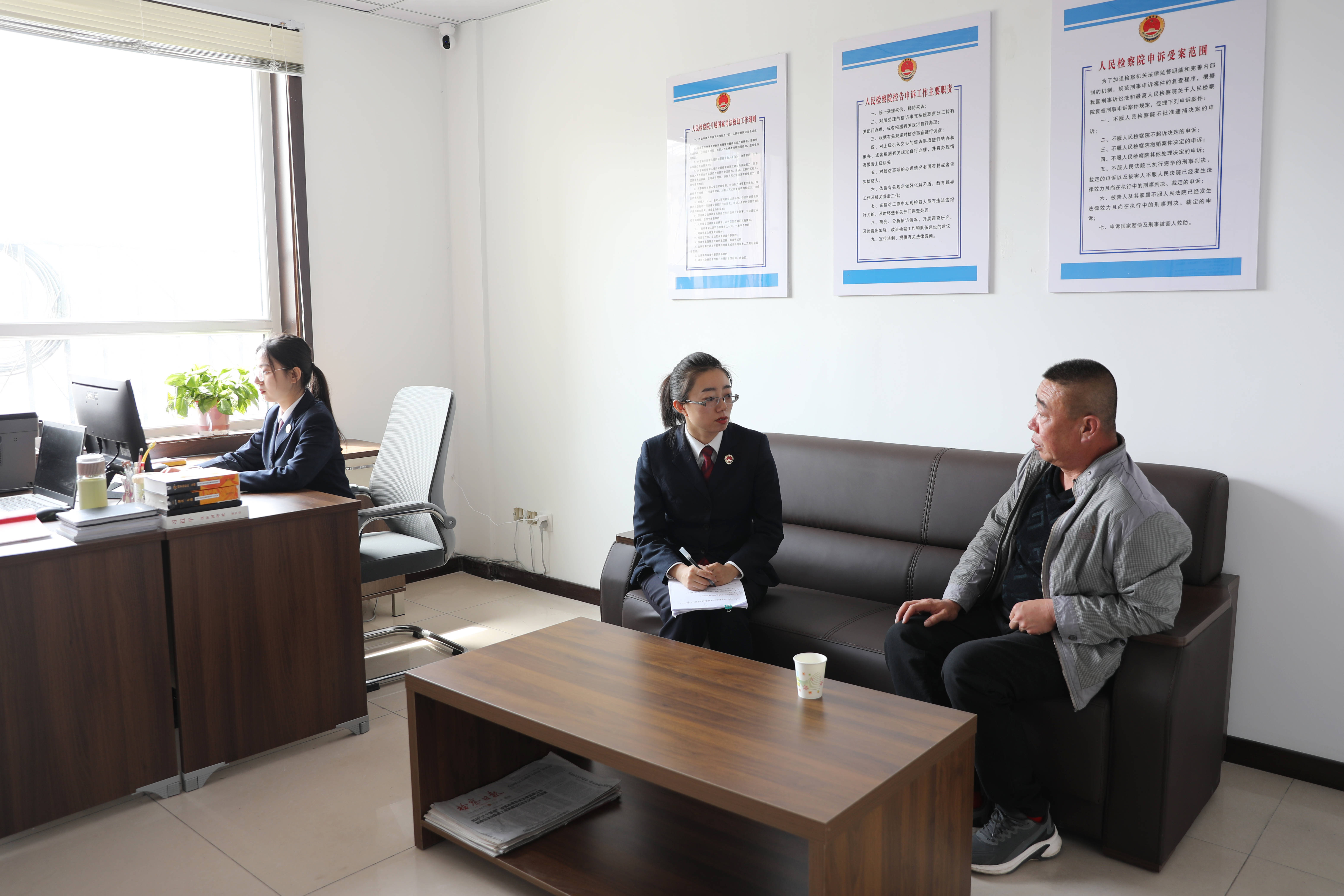 【走近一线检察官】顶流来袭!沉浸式打卡天水古城热辣滚烫新"枫"景