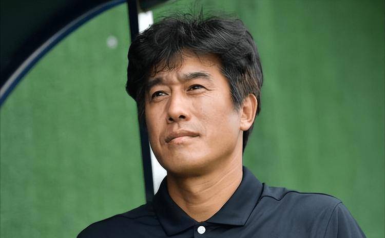 原创6战0胜垫底前亚冠冠军强挖成城助教救火泰山大将同步加盟