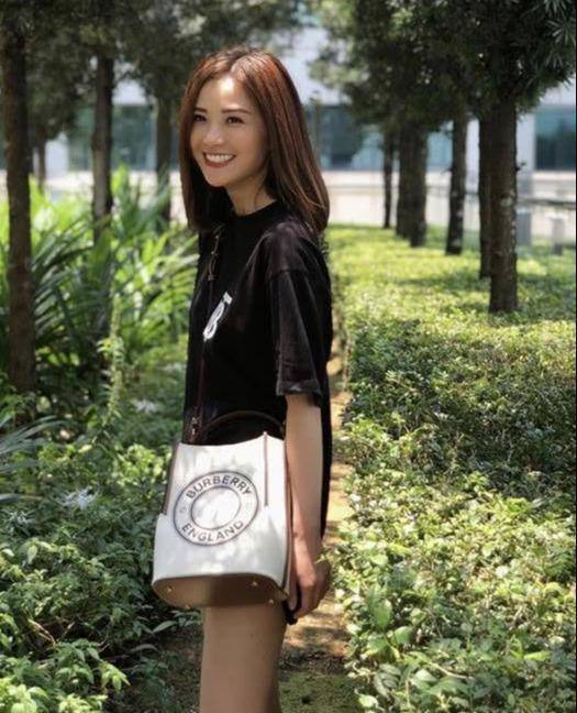 原创37岁阿sa美回18岁学00后大玩下衣失踪真是不老女神的代名词