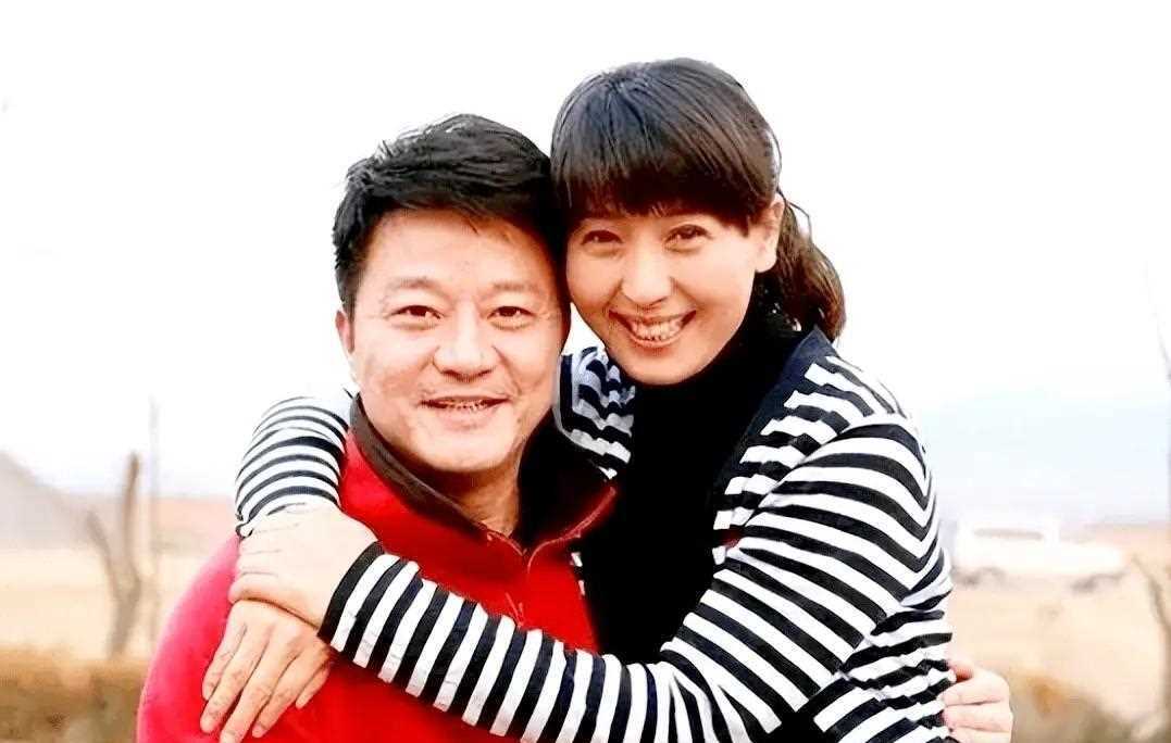 原创靠冯巩挤走闫妮一步步成为苦情专业户她一出场就知剧中谁最苦