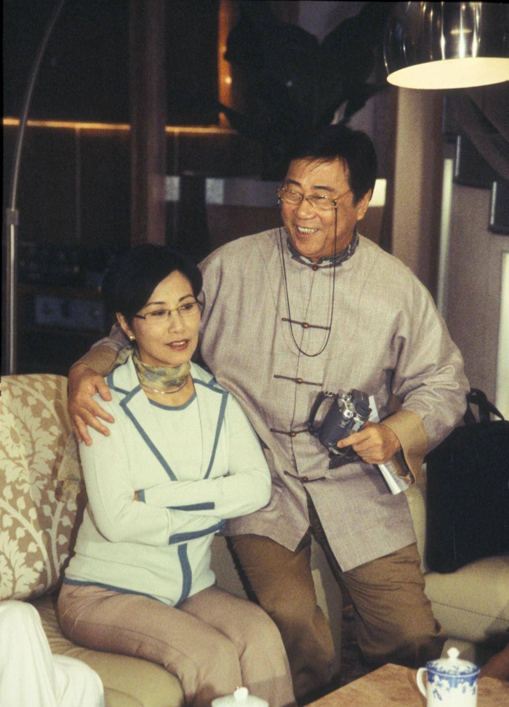 肚大如球被认成林雪,令网友唏嘘_风暴_头发_照片