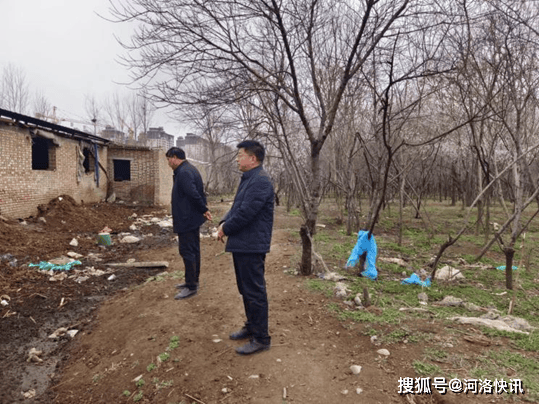 河南省洛宁县陈吴乡人大代表入户走访为民解难题暖人心