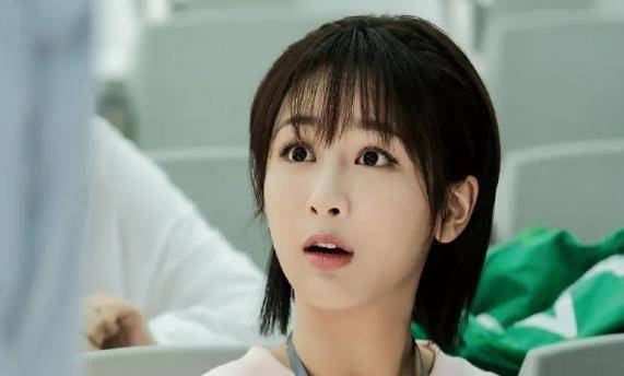 原创易烊千玺择偶标准曝光4个条件只有一人最符合千纸鹤们都酸了