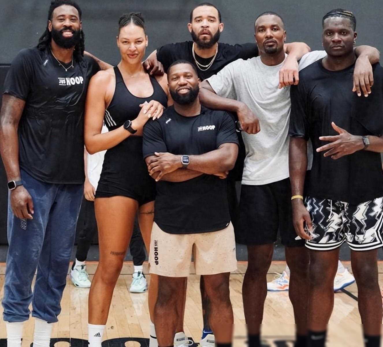 nba奇葩规则:69号禁穿,拉拉队禁止恋爱_比赛_球员_规定