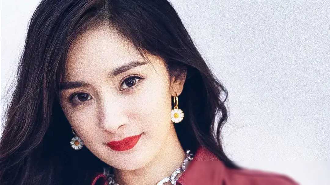 杨幂接受采访时透露未成名前曾经历一段惊心动魄的经历