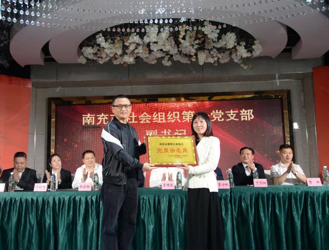 活动小杠杠撬动大效应南充餐饮业用味道加速突围