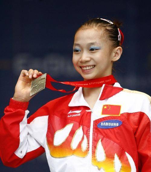 北京奥运会十年,创造历史的体操6朵金花5个成女神,1个境况不佳_程菲