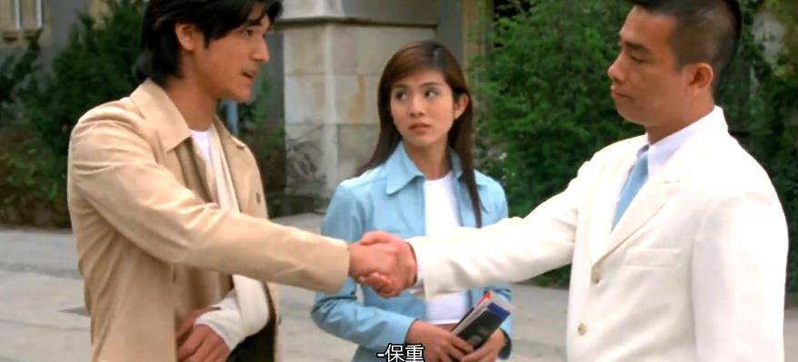 这部《神偷谍影》虽然在剧情结构上,模仿了《碟中谍》的设计,但紧凑