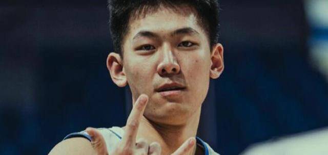据悉,今年夏天张晨之峰将回到辽宁男篮青年队打u21联赛,其实他近两年