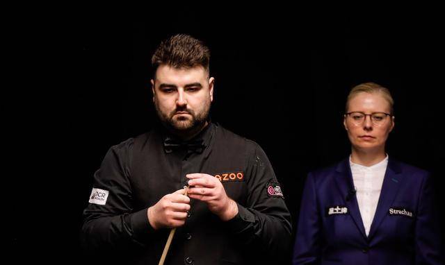 原创职业赛第四天希思科特胜出莱恩斯陷入降级困境