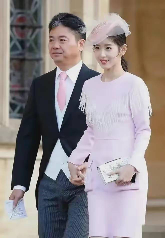 刘强东章泽天离婚别相信有利可图的婚姻没有人轻易退出