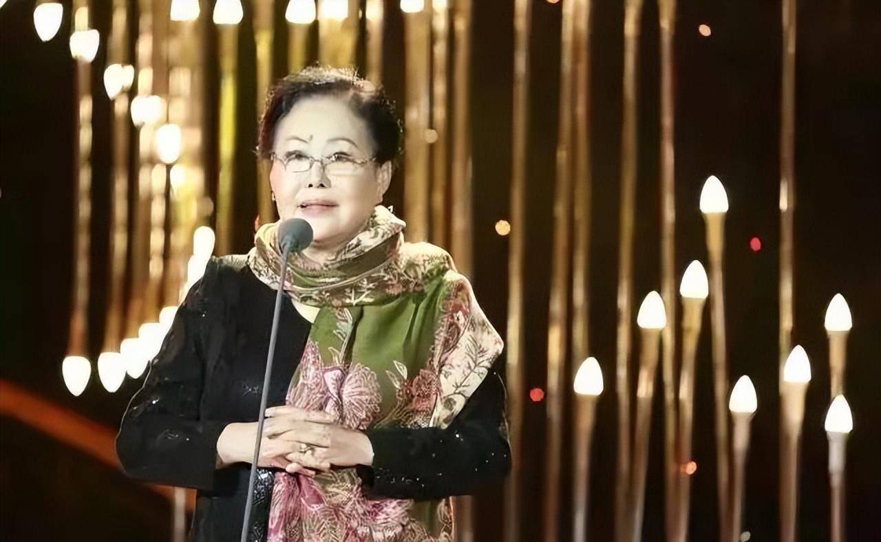 原创康熙王朝幕后姜文拒演唐国强张国立错过陈道明捡漏