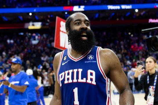 8亿合同,哈登乔治誓言夺冠_保罗·乔治_詹姆斯·哈登_鲍尔默