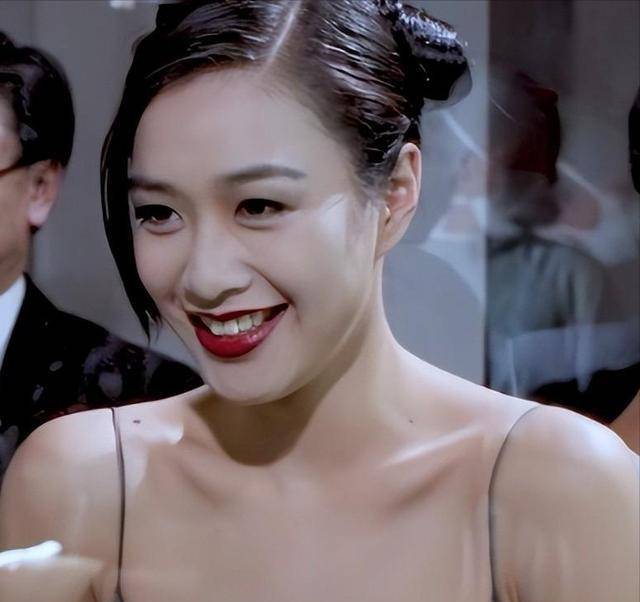 原创3段婚姻3个女儿51岁再为小12岁老公生四胎钟丽缇为啥这么拼