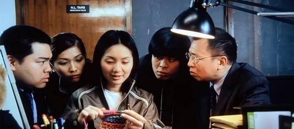 宣言或曲折的友情之路不是她唱出来的,留下的作品,如歌曲《最佳损友》