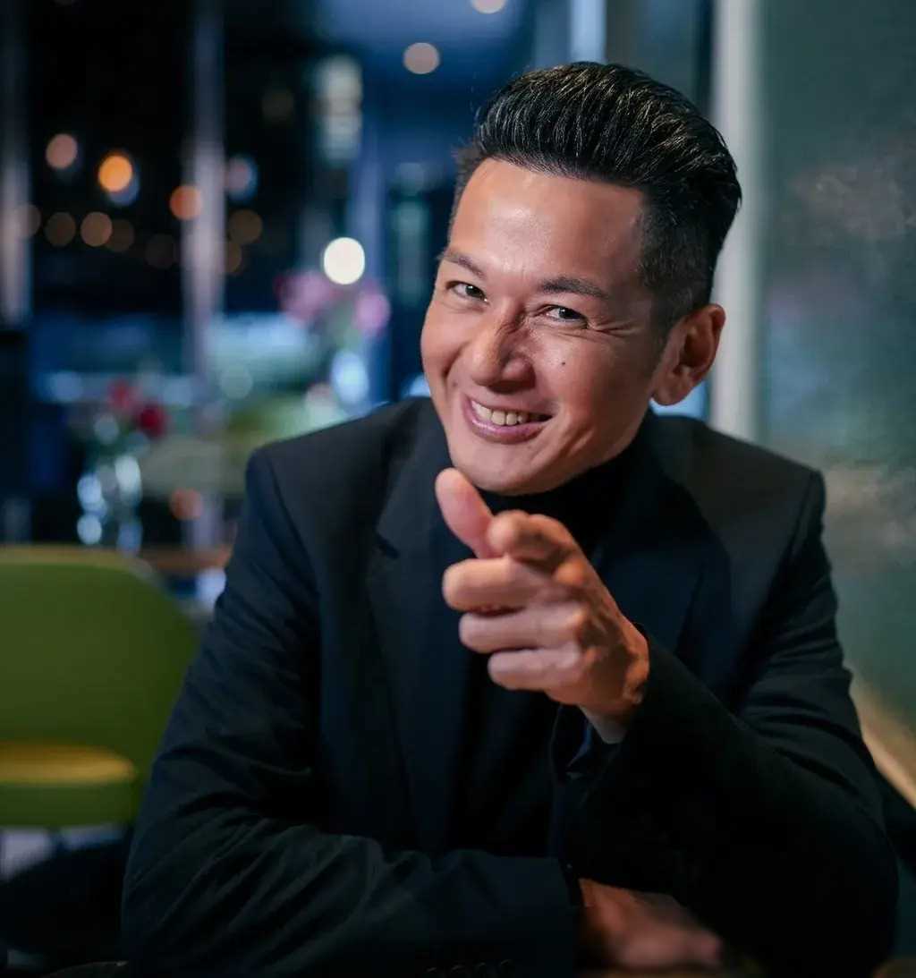 tvb男星离巢不后悔,期待与不同平台合作,奖项未肯定引遗憾_吴家乐