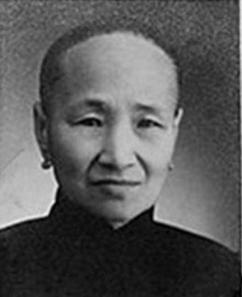 原创林桂生痛恨黄金荣的背叛她让杜月笙侍候自己心理上找到了平衡