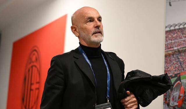 ac米兰陷入困境,前景堪忧_罗马_欧联杯_皮奥利