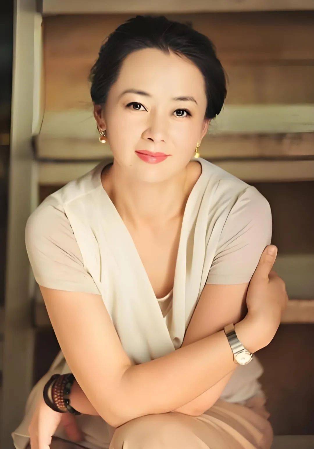 她是娱乐圈"最干净"女演员,出道26年0绯闻,和老公因戏生情