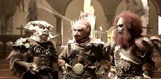 孙悟空看到狮驼岭的景象时,也被吓得跌了一跤.