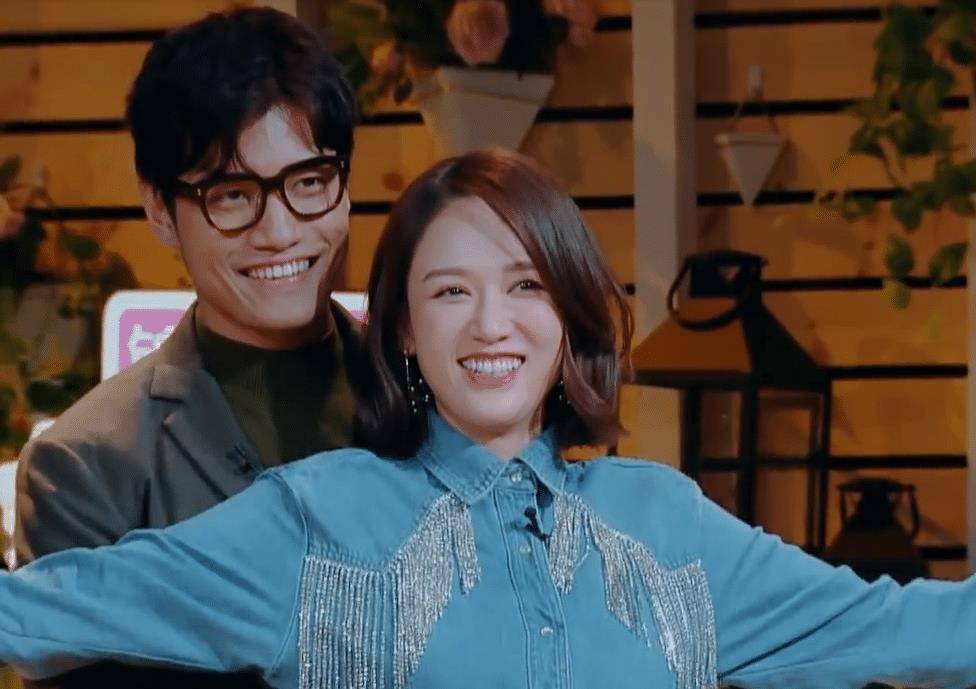 感恩"爱情没有放弃我",看到两人拥吻我酸了_陈乔恩_艾伦_节目