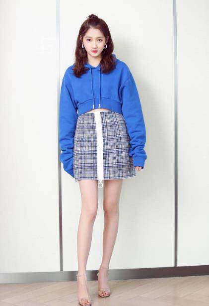 原创娱乐圈真假腿精看看抓拍下的无修图美腿女神一看便知