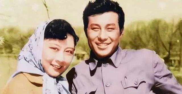 王心刚与患病妻子恩爱60年不离不弃一双儿女已成亿万富翁