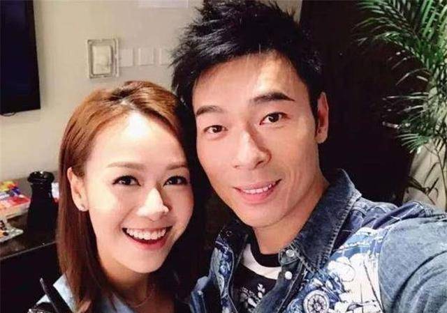 而黄心颖一瞬间形象直跌谷底,并且当时还远赴美国躲避风头