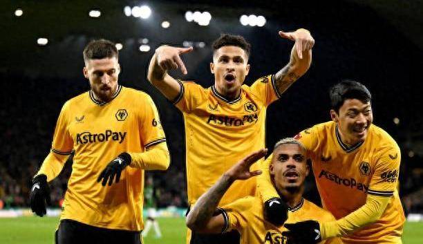 原创狼队是英超唯一一支在金融危机中幸存下来的我们球队今年夏天出售