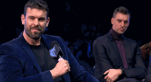 黑白双熊正式退役队史第一人告别篮坛