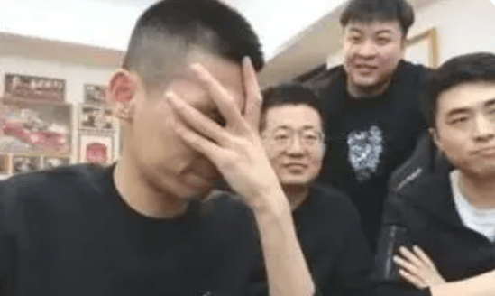旭旭宝宝19耳环上热搜时隔3年耗资破亿dnf最神奇的一夜