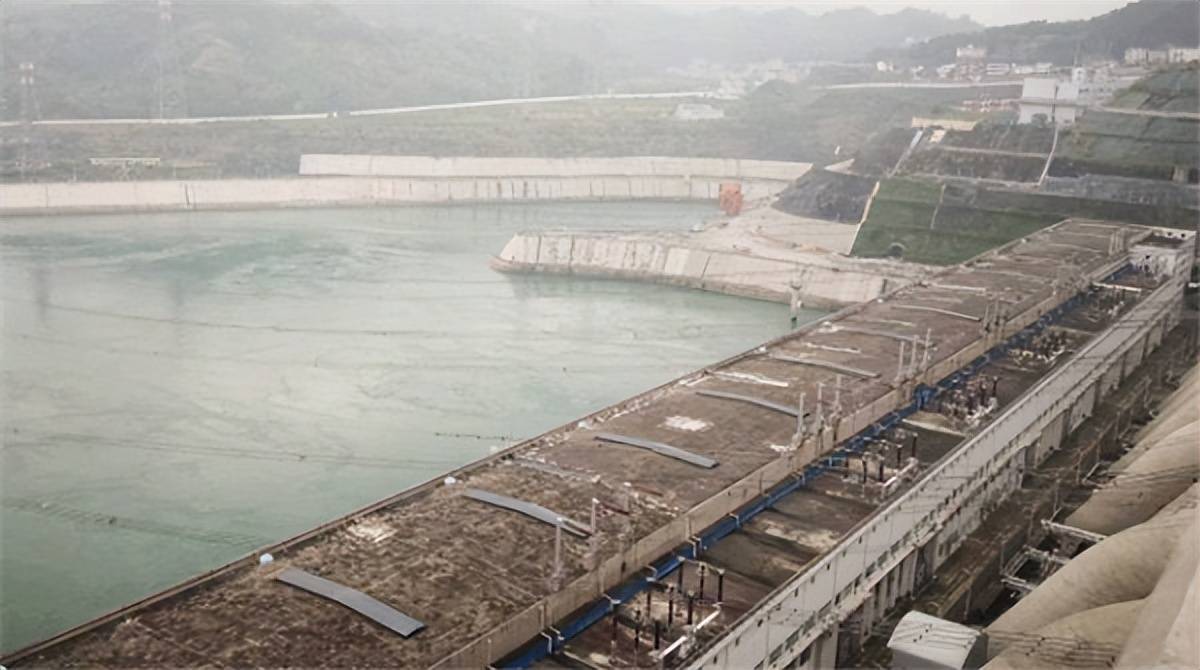 让西安居民痛恨的三门峡大坝,是壮举还是败笔_黄河_建设_问题