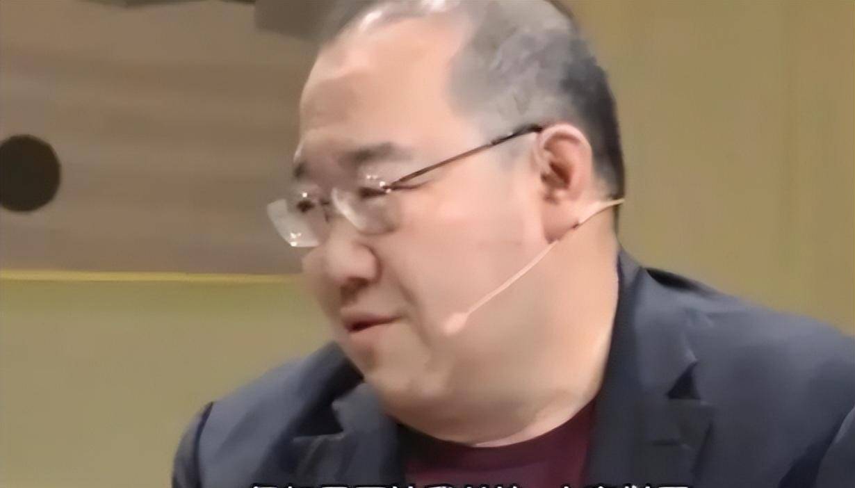 原创宋丹丹与儿子一家春游儿孙绕膝超幸福网友英达输的很彻底