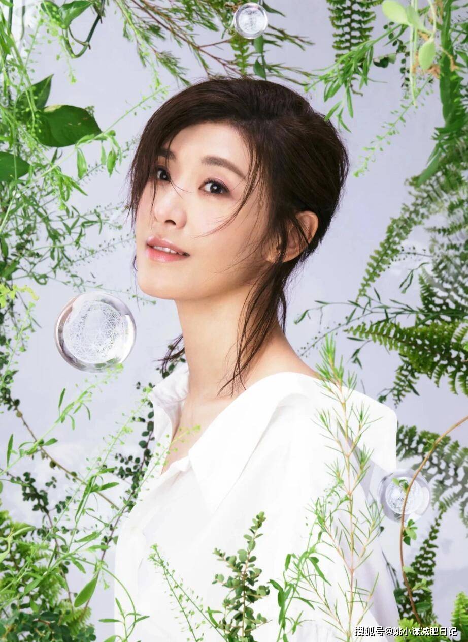 原创苏慧伦53岁的状态看着像女大学生6个方法保持冻龄身材