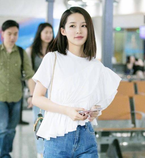 鞠婧祎地位尴尬_李沁_祝绪丹_赵露思