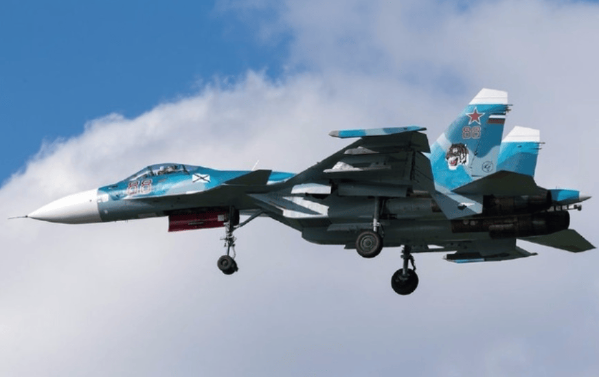 原创最大载弹量10吨歼15b对比苏33到底加强了多少倍