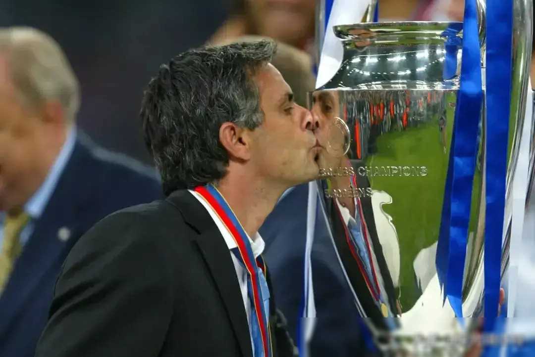 穆里尼奥_传奇_教练