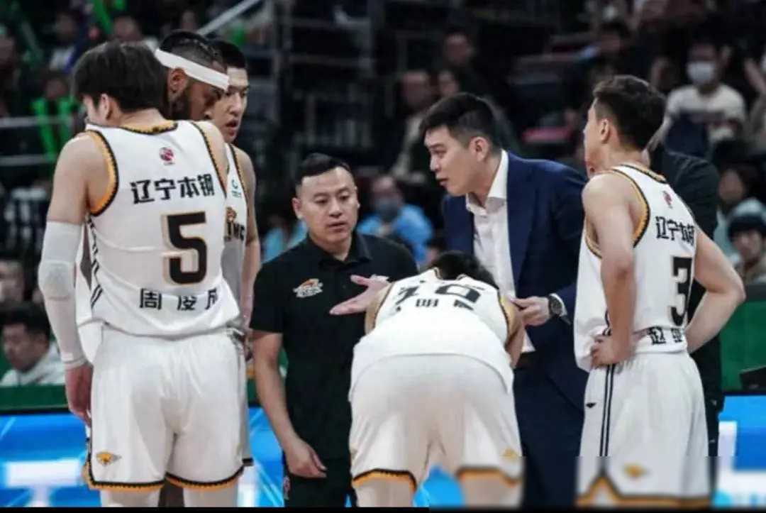 近期,cba官方网站发布了本赛季cba联赛外籍球员注册信息更新.