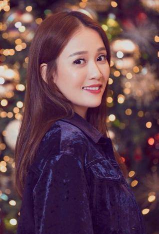 原创奇葩的陈乔恩曾当街找羊宝赌场脱衣服今再被爆奇葩事