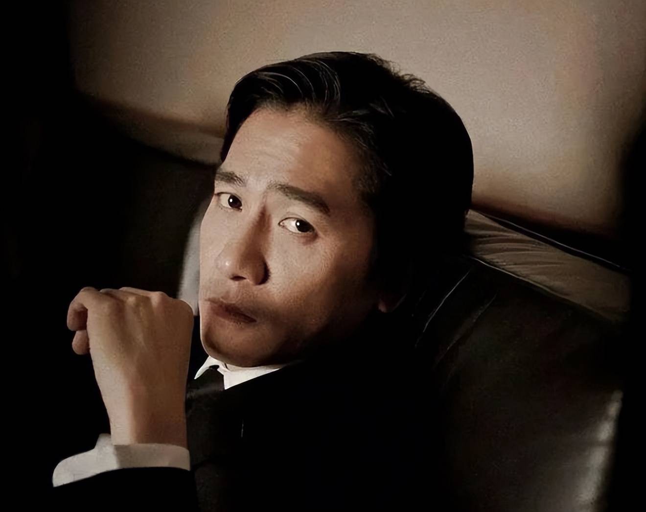 原创梁朝伟六夺金像影帝