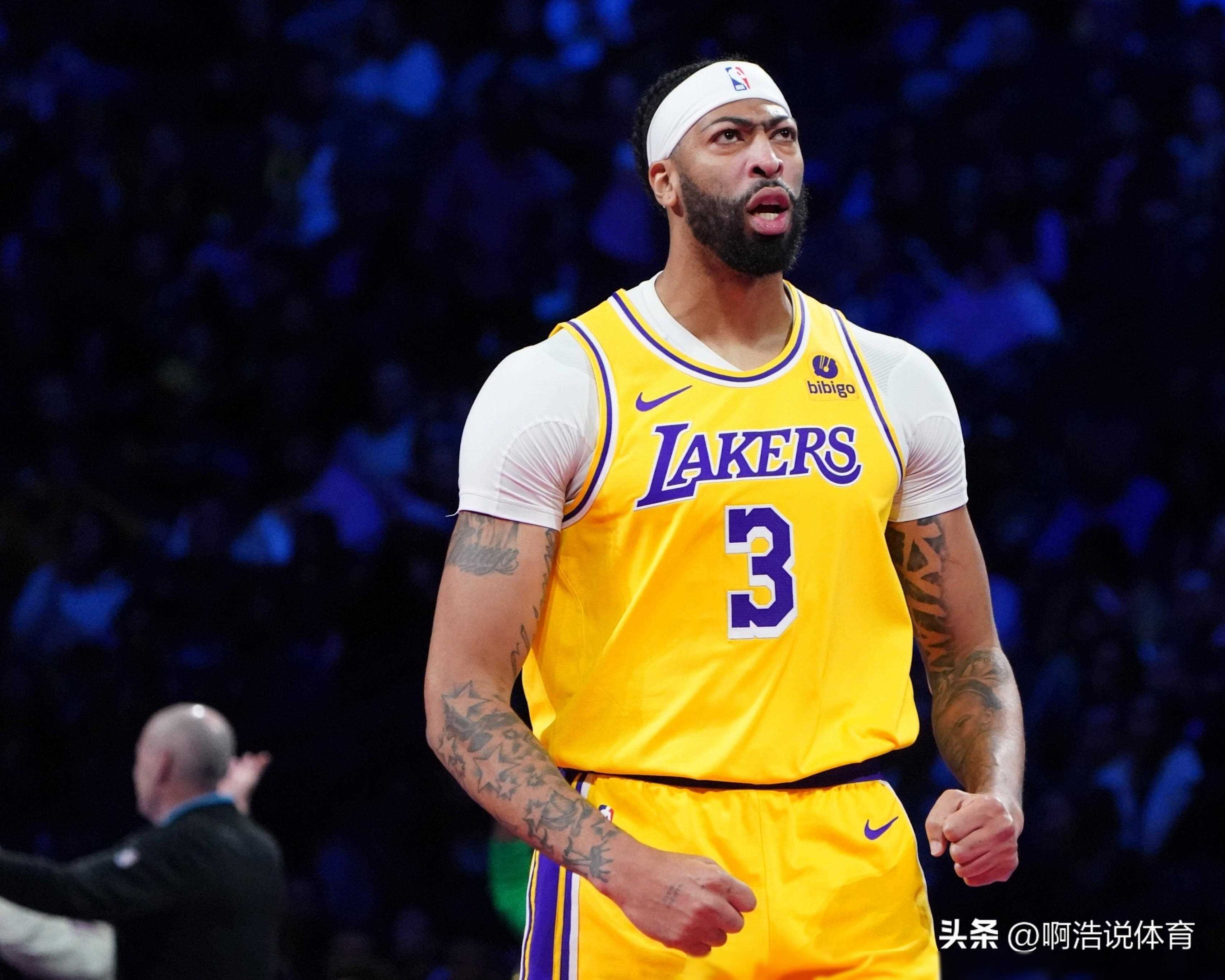 湖人锁定附加赛戴维斯火速复出226后卫公开示好喜报