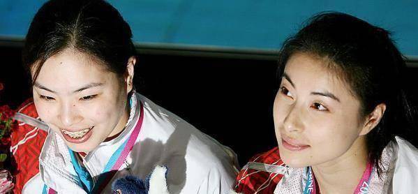 原创伏明霞跳水女王婚姻相差26岁婚姻67岁老公4字回应