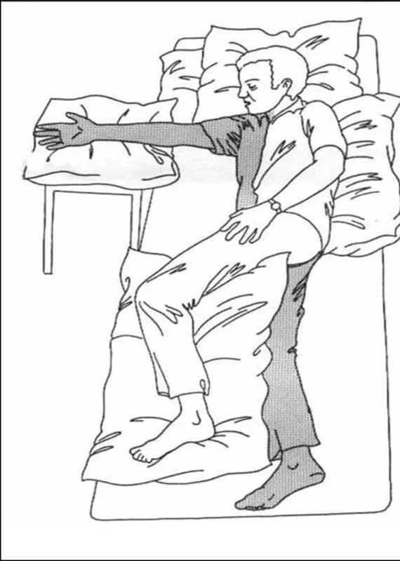 患者_上肢_枕头