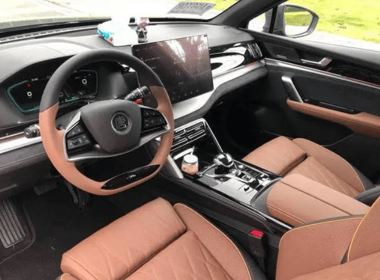 注重安全出行,哈弗二代大狗phev 和比亚迪唐dm-i你选谁?