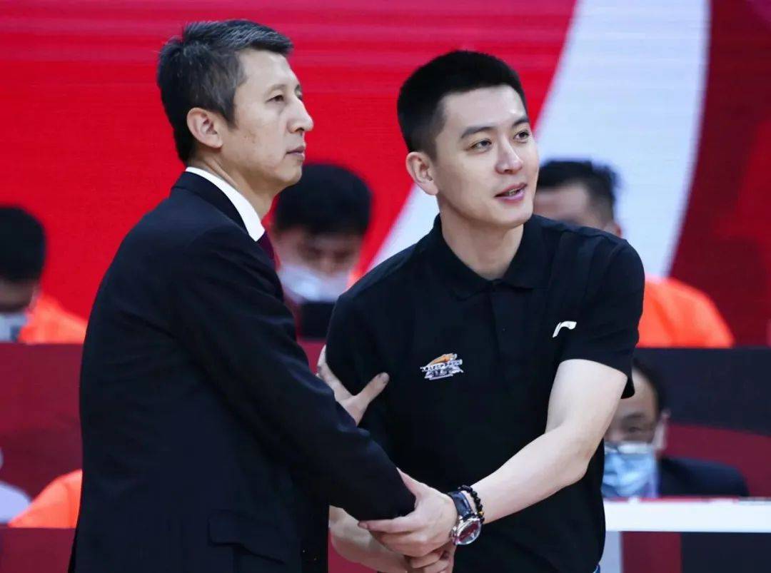 大洗牌首支季后赛球队出局郭士强霸气摊牌杜锋杨鸣措手不及