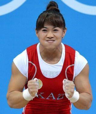 叛徒,改名改国籍后为异国夺冠,如今背信弃义遭到报应_姚丽_举重_祖国